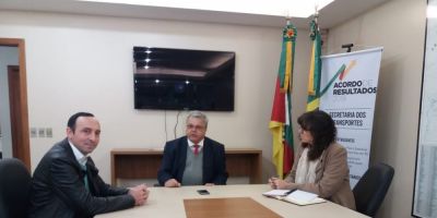 Vereador Vinícios Araújo participa de reunião na Secretaria Estadual dos Transportes