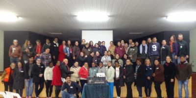 Alunos do Centro de Geração de Renda participam de encontro de formação sobre desenvolvimento pessoal