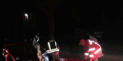 Dois turistas são resgatados com hipotermia na Enseada de Tapes na noite de sábado