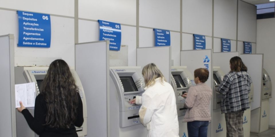 Entram em vigor novas regras de portabilidade do salário