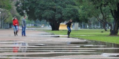 Quarta-feira terá volta da chuva volta e queda na temperatura no RS
