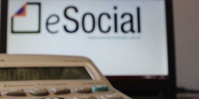 Empregador doméstico tem até hoje para pagar guia de junho do eSocial
