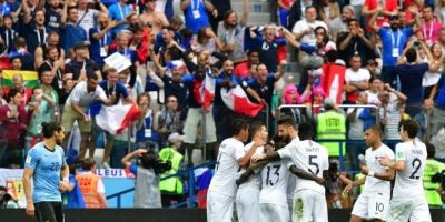 França faz 2 a 0, elimina Uruguai e está na semifinal da Copa