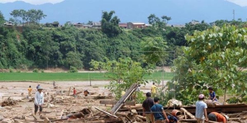 MUNDO: número de mortos por conta de inundações no Vietnã sobe para 27