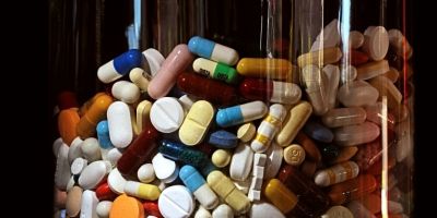 Anvisa aprova medicamentos para câncer de mama e asma grave