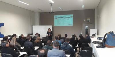 Membros da Câmara de Camaquã participam de curso sobre criação de projetos e aplicação dos recursos destinados às Emendas Impositivas