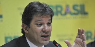 PT define Haddad como vice de Lula na disputa eleitoral e fecha com PCdoB