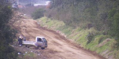 Patram autua dois homens em Camaquã por descarte irregular de resíduos