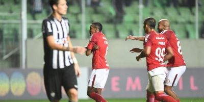 Inter supera granizo e queda de luz para vencer o Atlético-MG