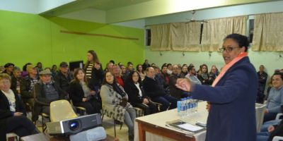 Governo municipal se reúne com a Associação do Bairro Viégas