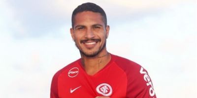 Justiça revoga efeito suspensivo e Guerrero está impedido de atuar pelo Inter