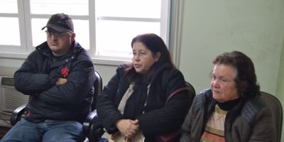 Secretário recebe representantes de moradores de bairros em Camaquã