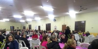 Rede de Atenção à Mulher (RAM) realiza café colonial em Camaquã