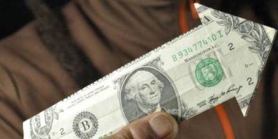 Dólar fecha o dia com alta de 1,65%, cotado a R$ 4,1230 na venda