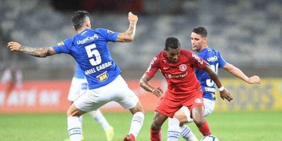 Inter segura a pressão do Cruzeiro e empata em 0 a 0