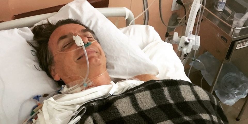 Bolsonaro precisará de cirurgia para reconstruir trânsito intestinal