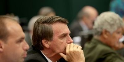 Bolsonaro apresenta boa resposta a tratamento