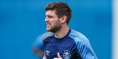 Grêmio é informado da convocação de Kannemann