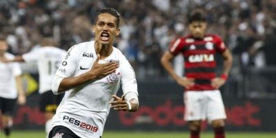 Corinthians vence batalha com o Flamengo e está na final da Copa do Brasil