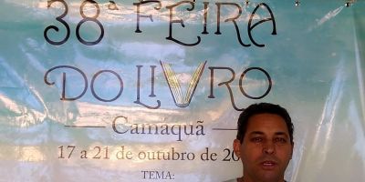 VÍDEO: secretário de Cultura convida comunidade local e de municípios vizinhos para visitar a Feira do Livro de Camaquã