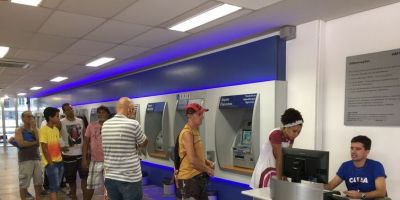 Boletos vencidos a partir de R$ 100 podem ser pagos em qualquer banco