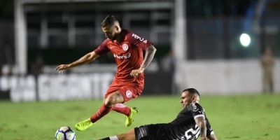 Inter sofre empate em pênalti polêmico e segue em terceiro no Brasileirão