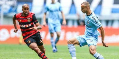 Grêmio perde por 4 a 3 para o Sport em jogo de falhas defensivas