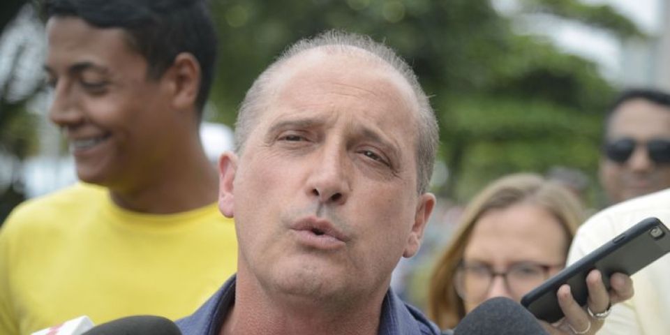 Publicada a nomeação de Onyx Lorenzoni como ministro extraordinário