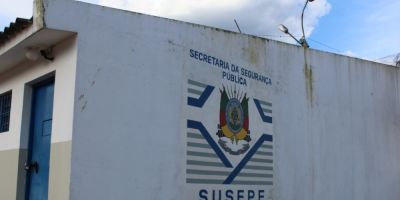 Aparelho celular é apreendido com detento no Presídio Estadual de Camaquã