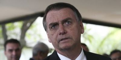 “Vamos abrir todos os sigilos do BNDES, sem exceção", diz Bolsonaro