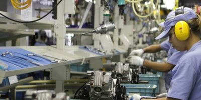 Produção industrial cresce em oito dos 15 locais pesquisados pelo IBGE