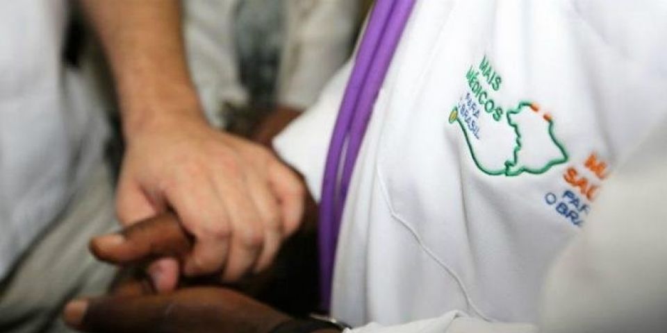 Cuba anuncia saída do programa Mais Médicos