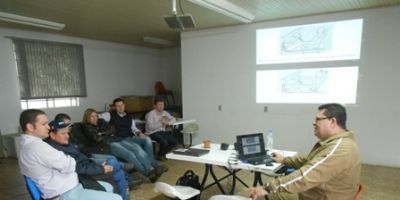 Brigada Militar ministra palestra para funcionários da Brasil Foods, em São Lourenço do Sul