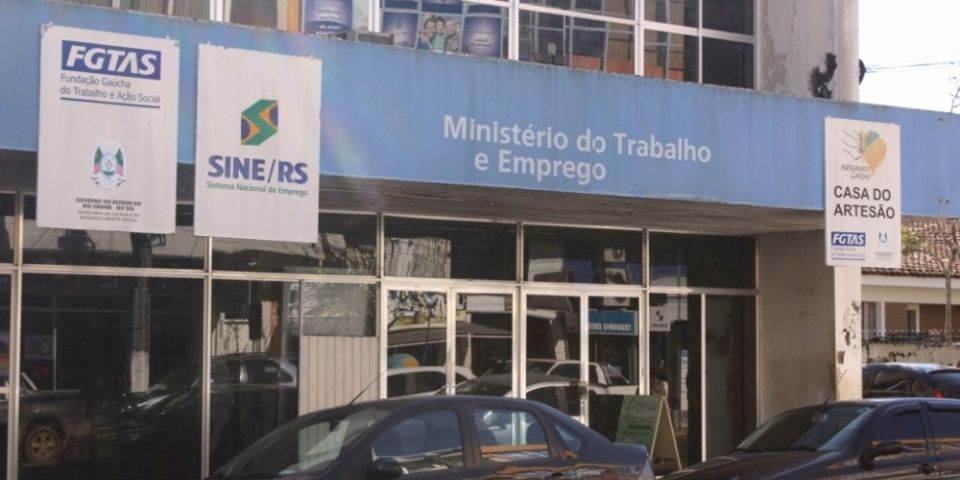 Painel de Vagas - FGTAS/Sine Camaquã-RS (03.12.2018)