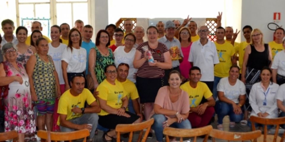 Caps realiza festa de confraternização entre equipe e pacientes