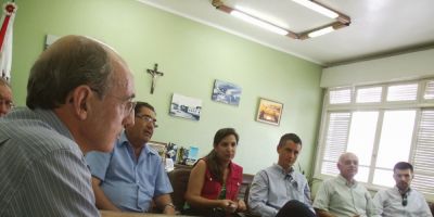 Associação Comercial e Industrial de Camaquã e Sindilojas entregam lista de sugestões para o trânsito