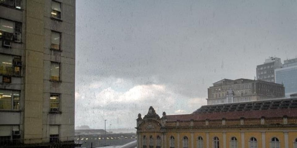 Quarta-feira terá nebulosidade com pancadas de chuva no RS