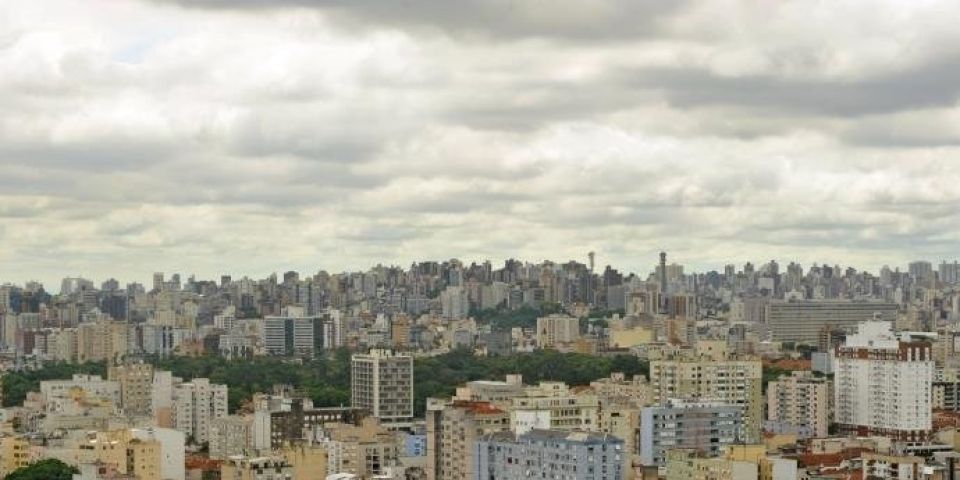 Tempo agradável e chuva isolada marcam sábado no Rio Grande do Sul