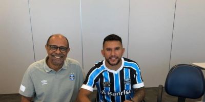 Grêmio oficializa a contratação de Walter Montoya