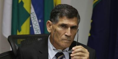 Bolsonaro deve esperar novo Congresso para enviar Previdência, diz Cruz