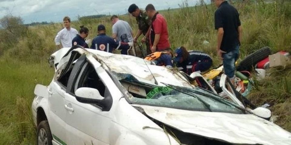 Acidente na BR-290 deixa quatro argentinos feridos na Fronteira Oeste