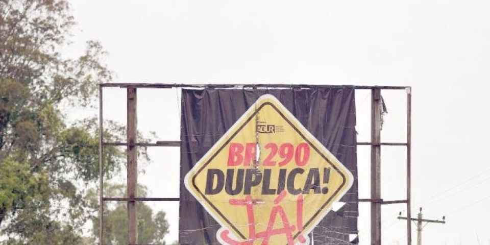 Associações e moradores fazem pressão por obras de duplicação na BR-290