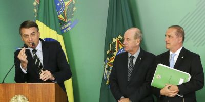 Bolsonaro rebate críticas ao decreto da posse de armas