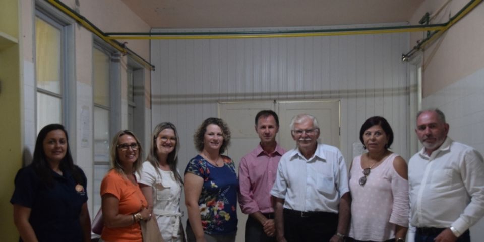 Prefeitura de São Lourenço do Sul entrega Berço Aquecido à Santa Casa de Misericórdia