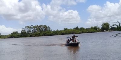 Patram realiza travessia de mais 27 pessoas da Ilha Santo Antônio em Camaquã