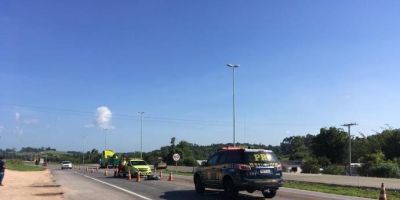 Idoso morre atropelado ao tentar atravessar BR-116, em São Lourenço do Sul