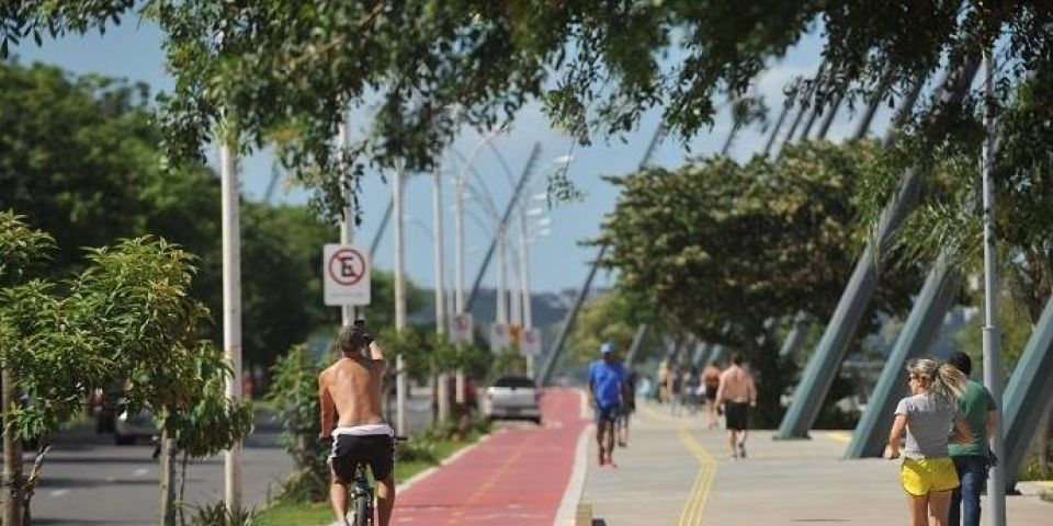 Onda de calor prossegue no RS neste domingo