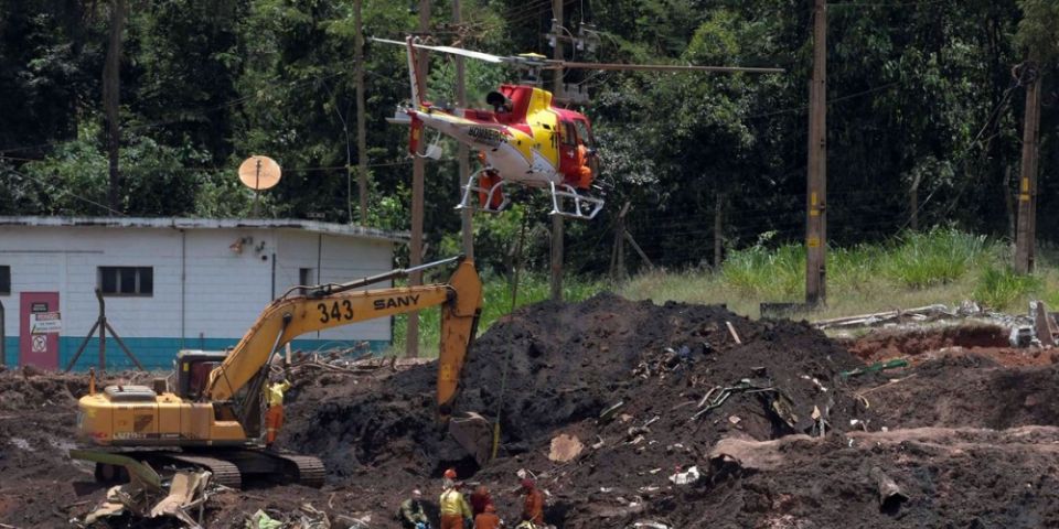 Buscas em Brumadinho continuam pelo oitavo dia