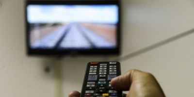 TV paga perdeu mais de 500 mil assinantes em 2018