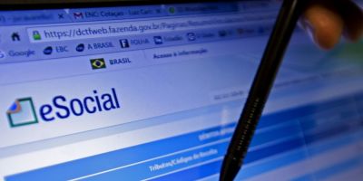 Prazo para médias empresas fecharem folha no eSocial acaba hoje